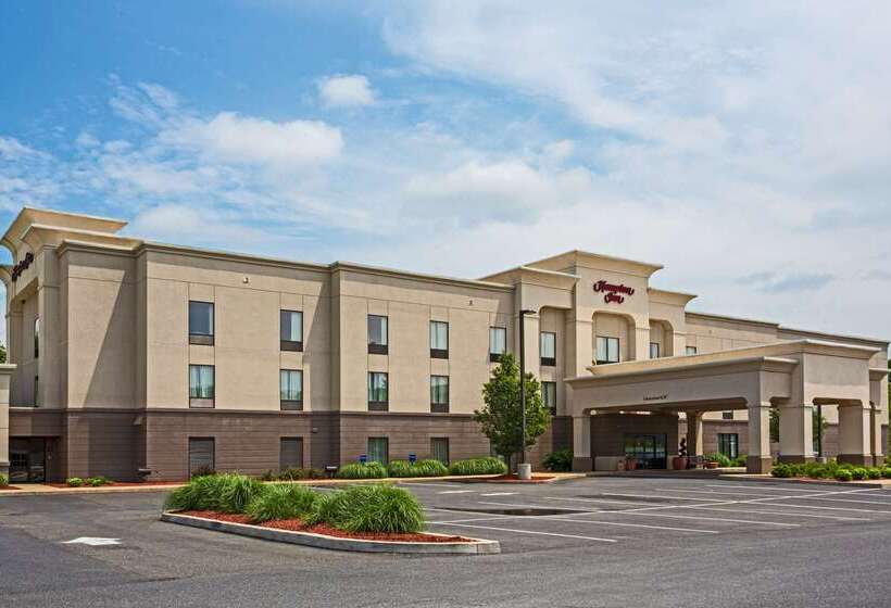 Отель Hampton Inn Clearfield