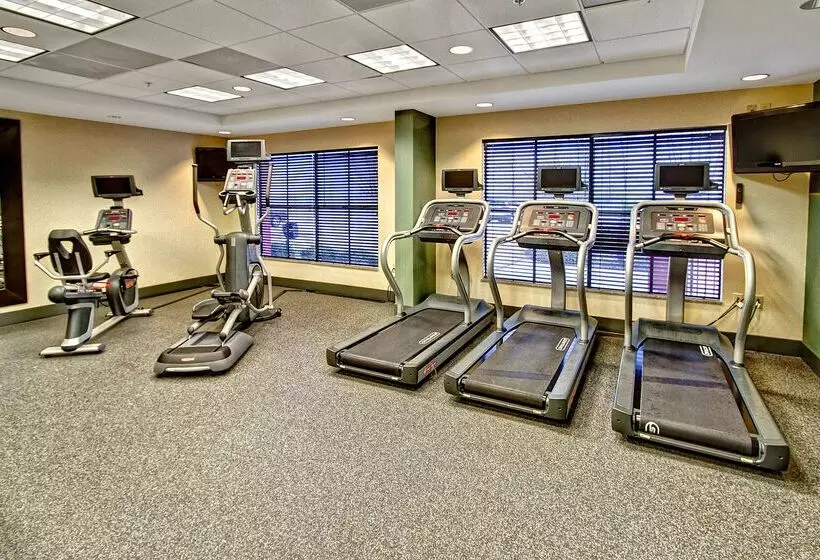 Отель Hampton Inn Cleveland, Ms