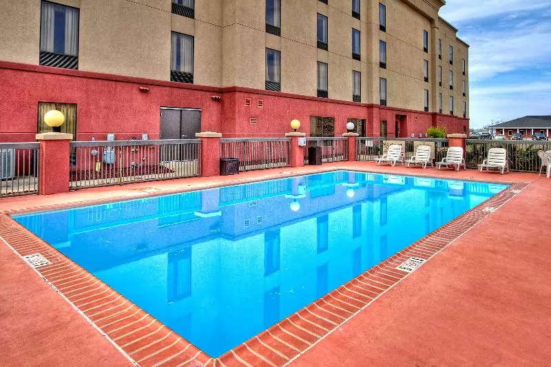 Отель Hampton Inn Cleveland, Ms