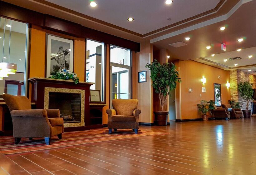 هتل Hampton Inn & Suites By Hilton Edmonton Intl Airport