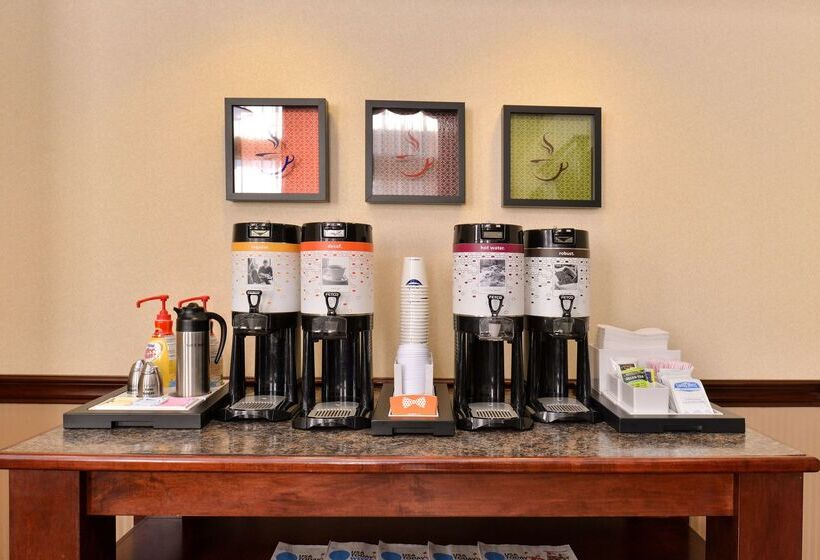 فندق Hampton Inn & Suites Daytonvandalia