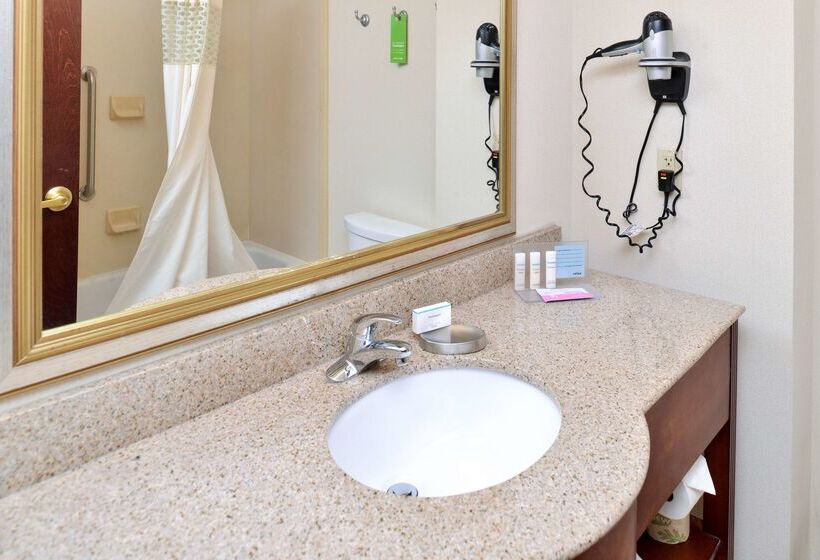 فندق Hampton Inn & Suites Daytonvandalia