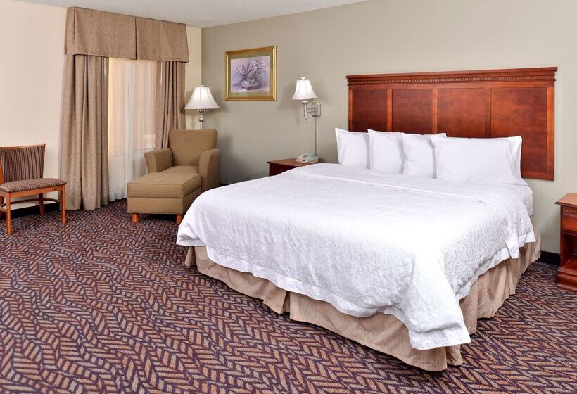 فندق Hampton Inn & Suites Daytonvandalia