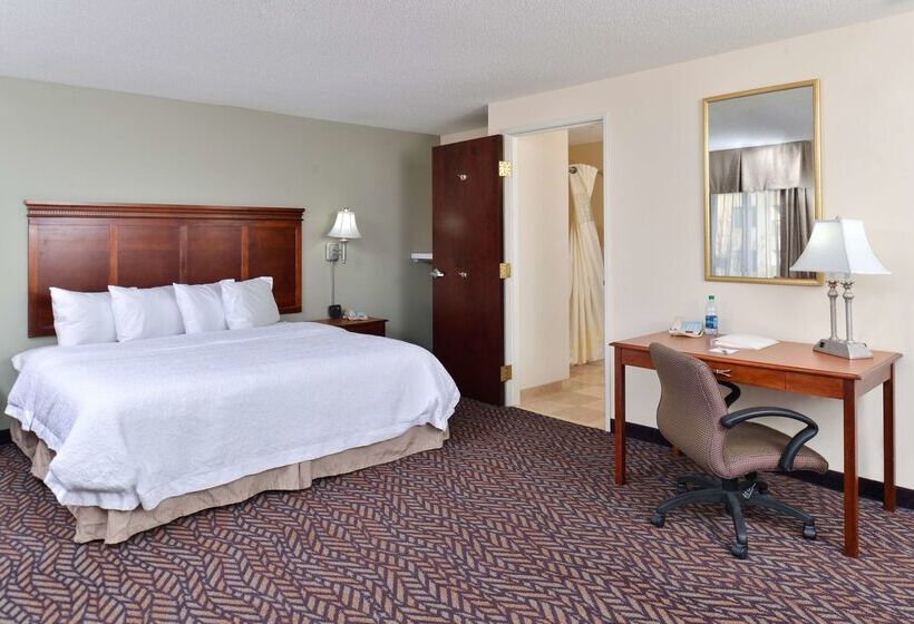 فندق Hampton Inn & Suites Daytonvandalia
