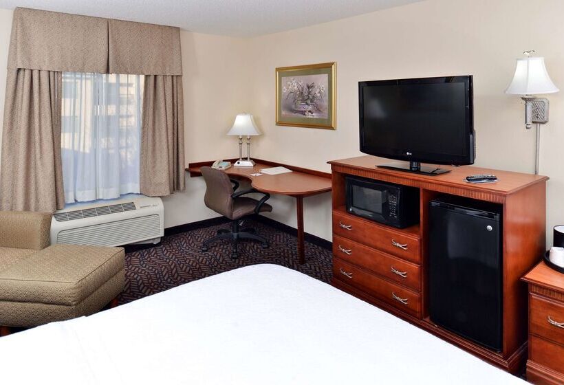 فندق Hampton Inn & Suites Daytonvandalia