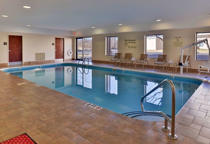 فندق Hampton Inn & Suites Daytonvandalia