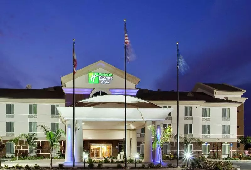 فندق Holiday Inn Express & Suites Dinuba West, An Ihg