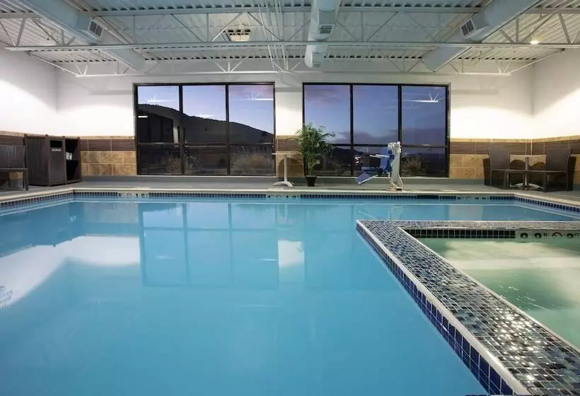 Holiday Inn Express Hotel & Suites Littleton, An Ihg