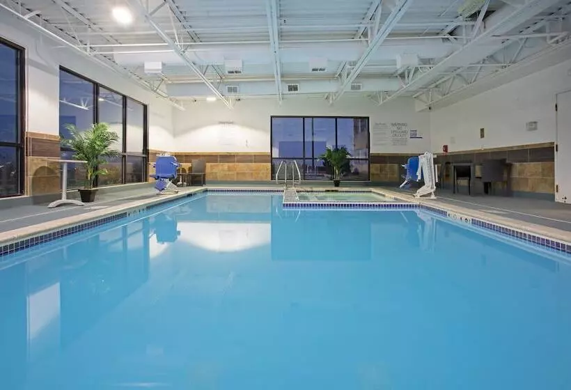 Holiday Inn Express Hotel & Suites Littleton, An Ihg