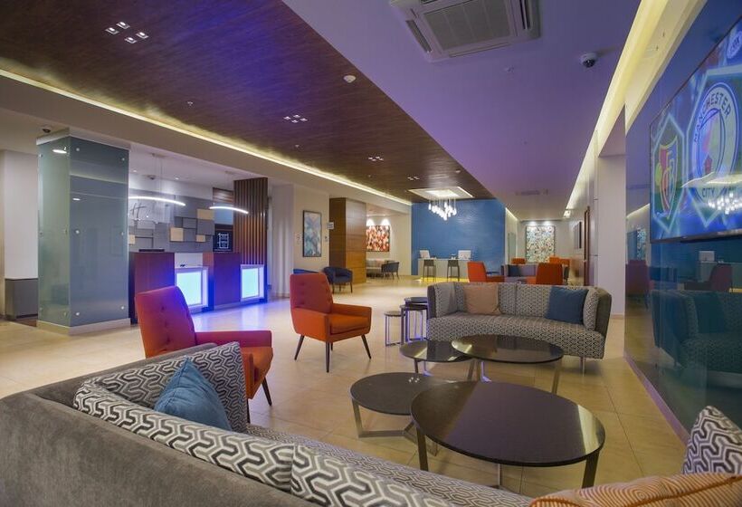 Otel Holiday Inn Express Mérida, An Ihg