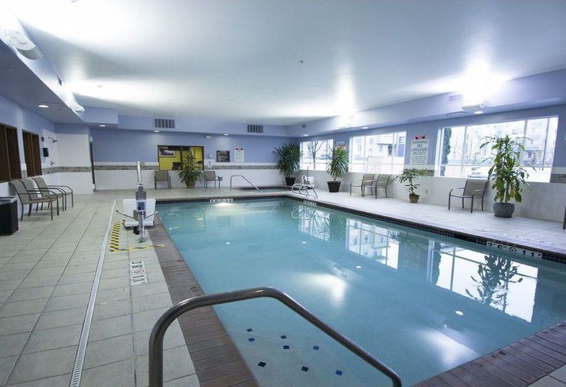 Отель Holiday Inn Express & Suites North Seattle Shoreline, An Ihg