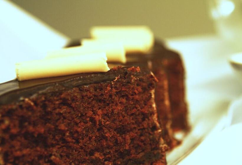 هتل Intersur Recoleta