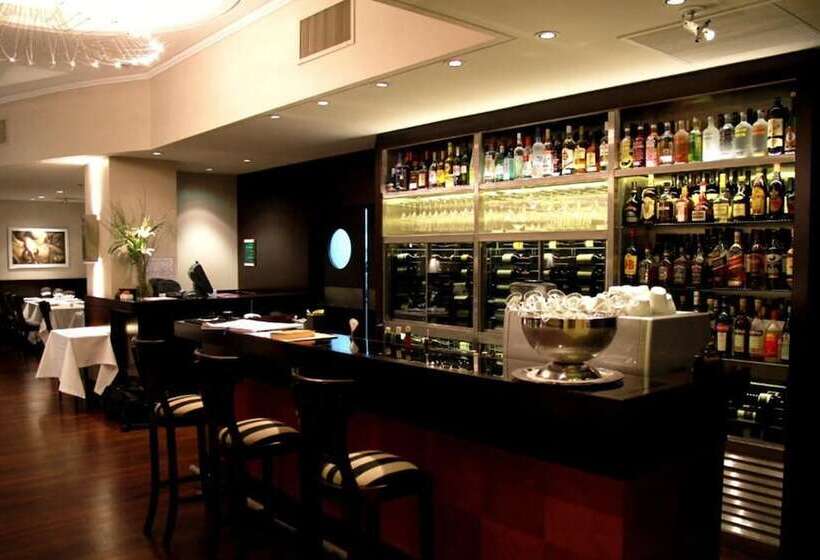 هتل Intersur Recoleta