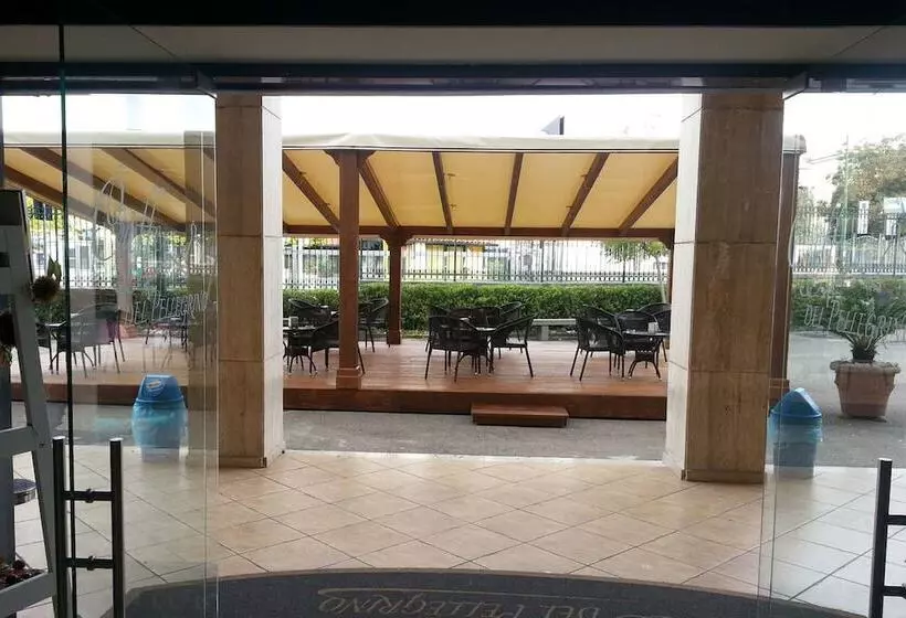 Отель La Casa Del Pellegrino