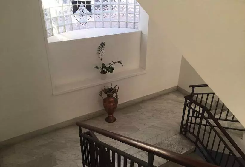 Отель La Casa Del Pellegrino