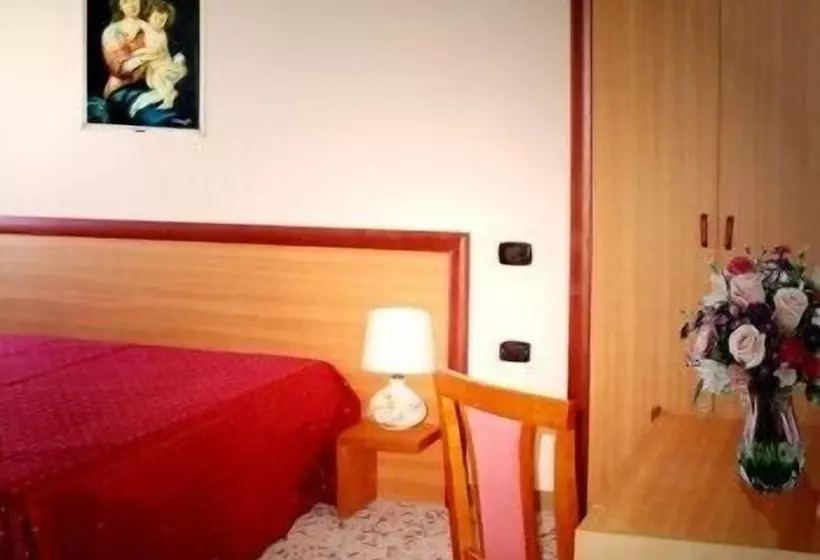 Отель La Casa Del Pellegrino