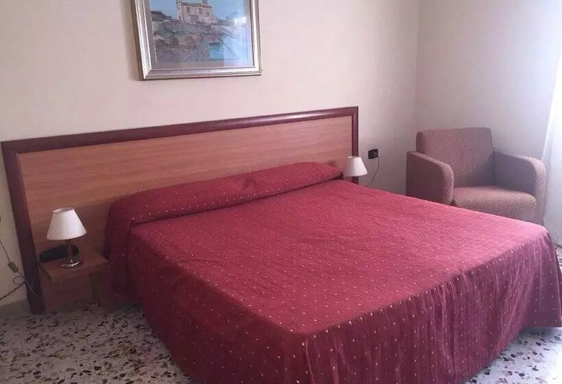 Отель La Casa Del Pellegrino