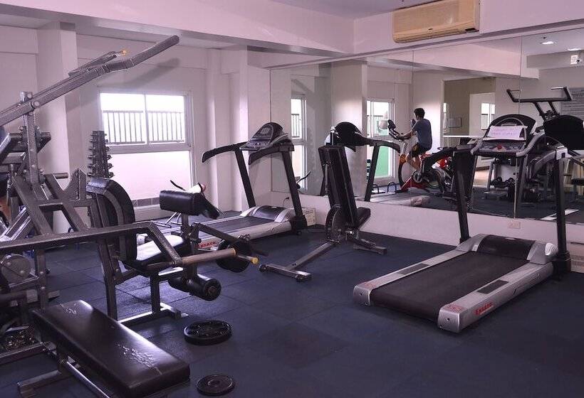 Hotel Millenia Suites