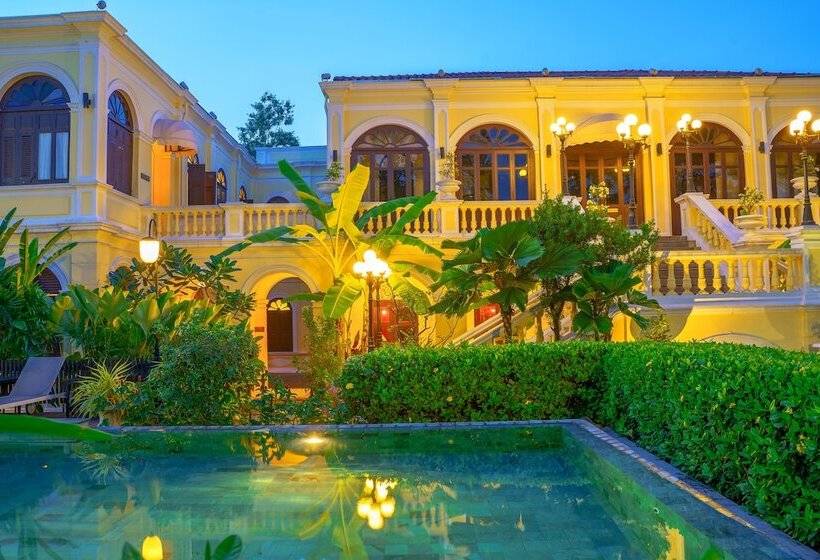 هتل Praya Palazzo