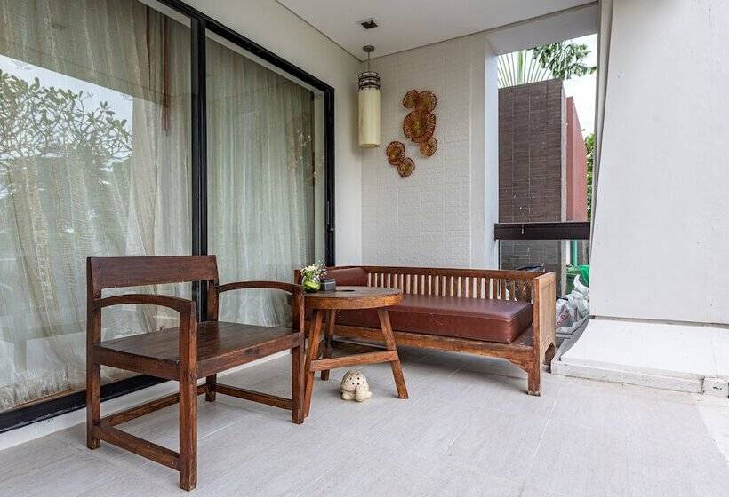 Summit Windmill Golf Suite Hotel At Suvarnabhumi