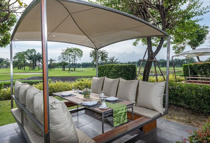 Summit Windmill Golf Suite Hotel At Suvarnabhumi