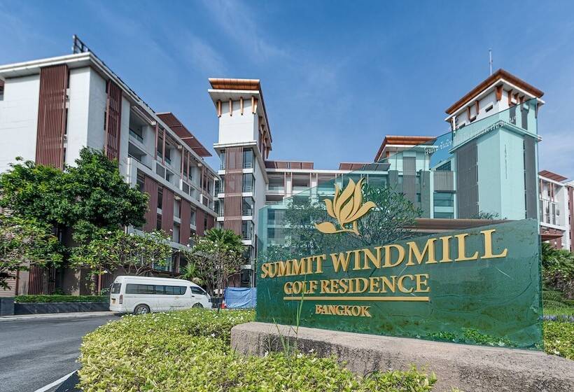 Summit Windmill Golf Suite Hotel At Suvarnabhumi