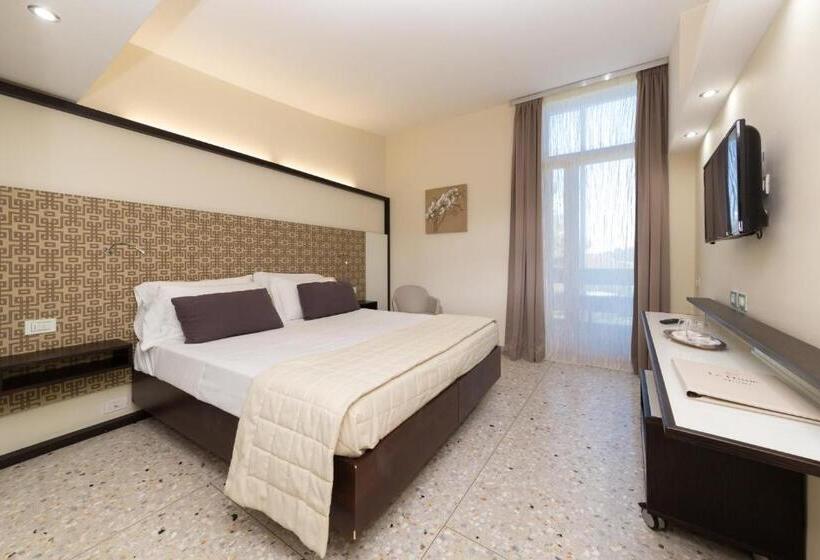 ホテル Valtur Baia Del Gusmay Beach Resort