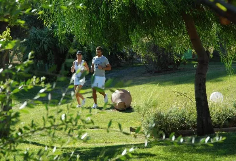 ホテル Valtur Baia Del Gusmay Beach Resort