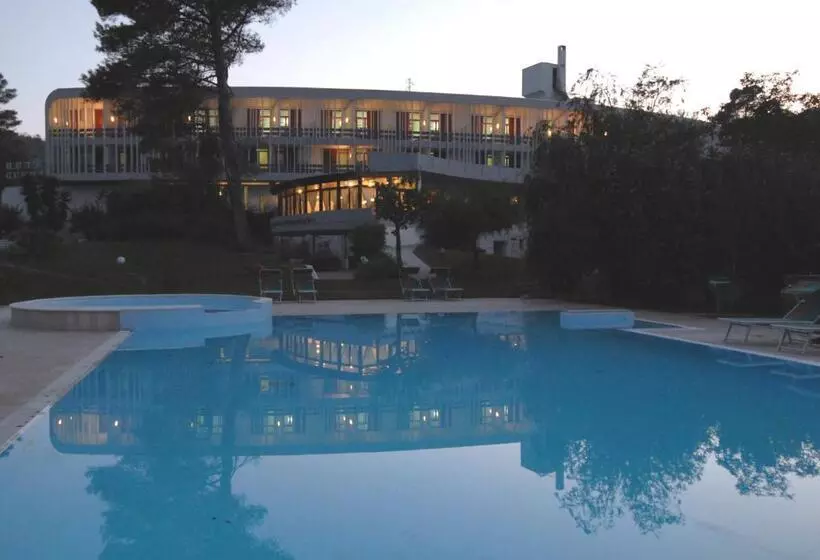 ホテル Valtur Baia Del Gusmay Beach Resort