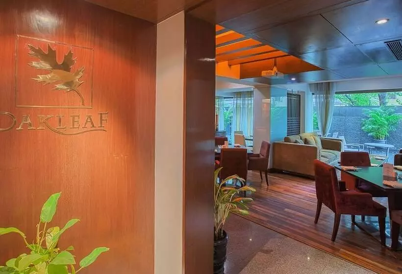 Oakwood Residence Naylor Road Pune