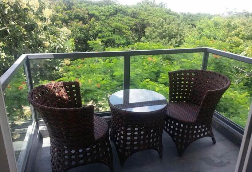 酒店 Celebrity Resort