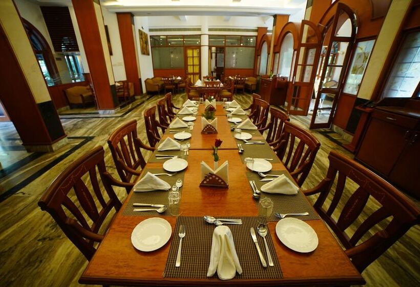 酒店 Celebrity Resort