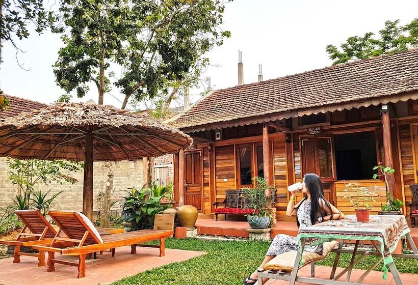 هتل Highway 20 Homestay