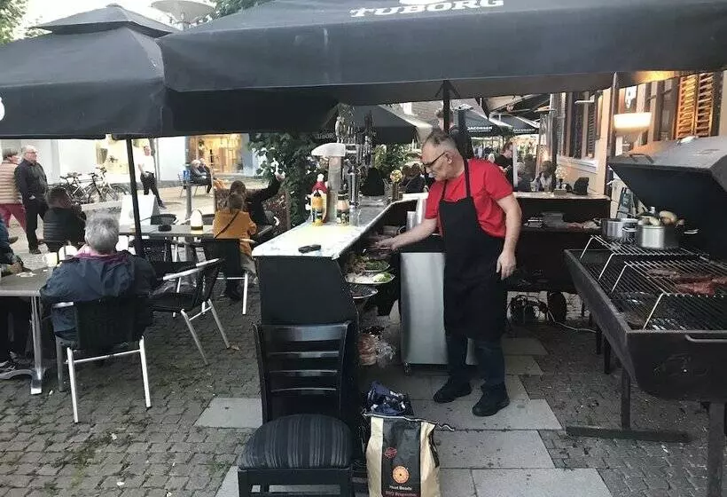 Hotelli Pandekagehuset B&b