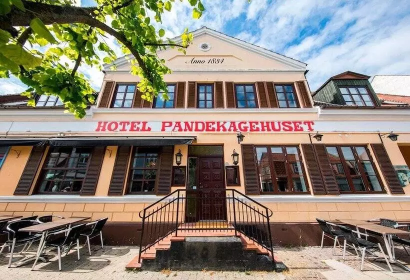 Hotelli Pandekagehuset B&b