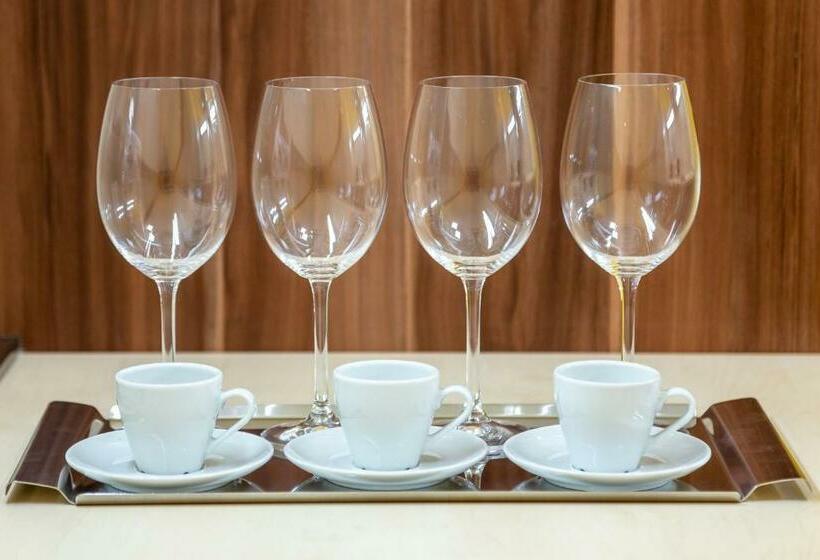 Hostel Mayer Superior Veszprem