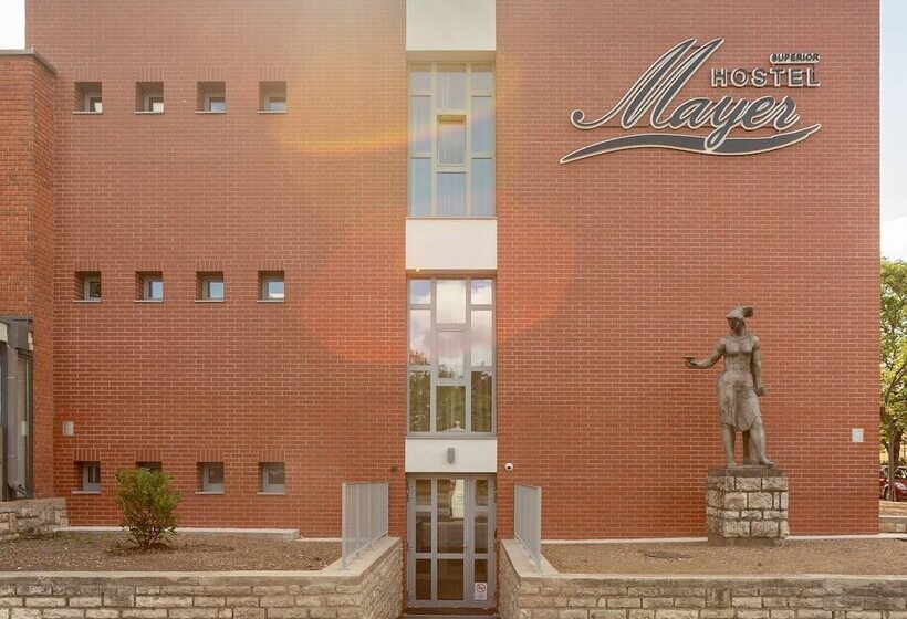 Hostel Mayer Superior Veszprem