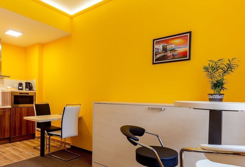 Hostel Mayer Superior Veszprem