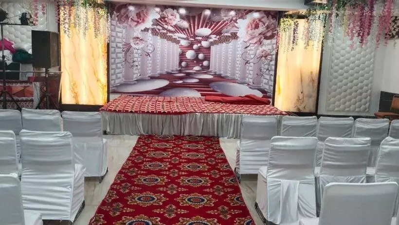 هتل Empire&banquet