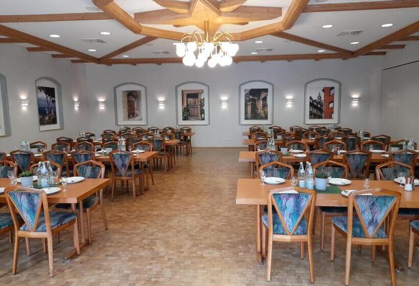 호텔 Gasthof Goldener Hirsch