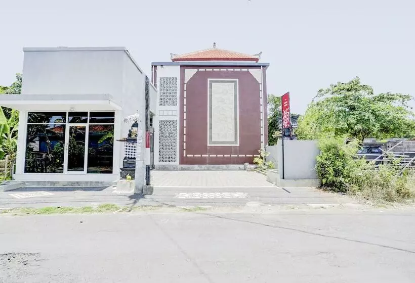 ホテル Oyo 90690 Pondok Dukuh