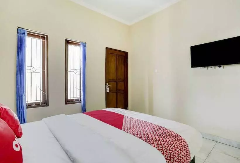 ホテル Oyo 90690 Pondok Dukuh