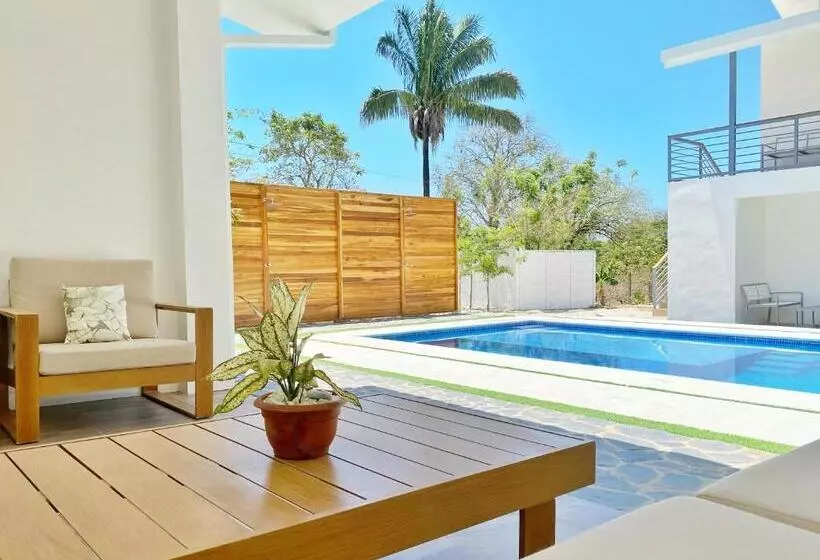 Nicoya Villas