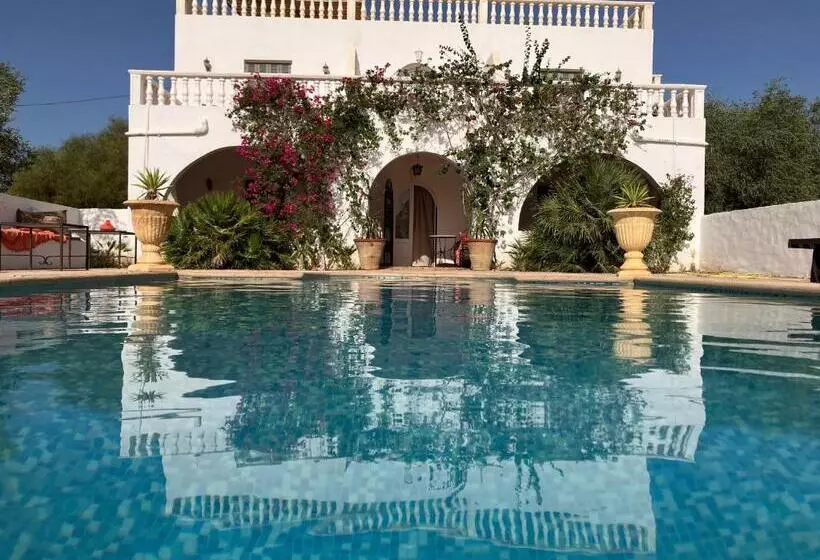 Majatalo Maison D Hote Domaine El Manar