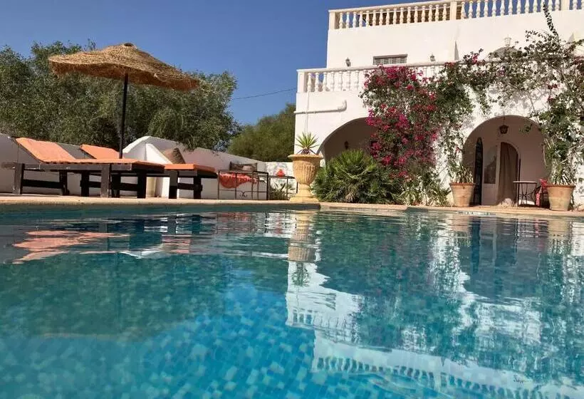 Majatalo Maison D Hote Domaine El Manar