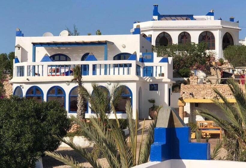 بنسيون Room In Guest Room   Room In Villa Lair De La Mer