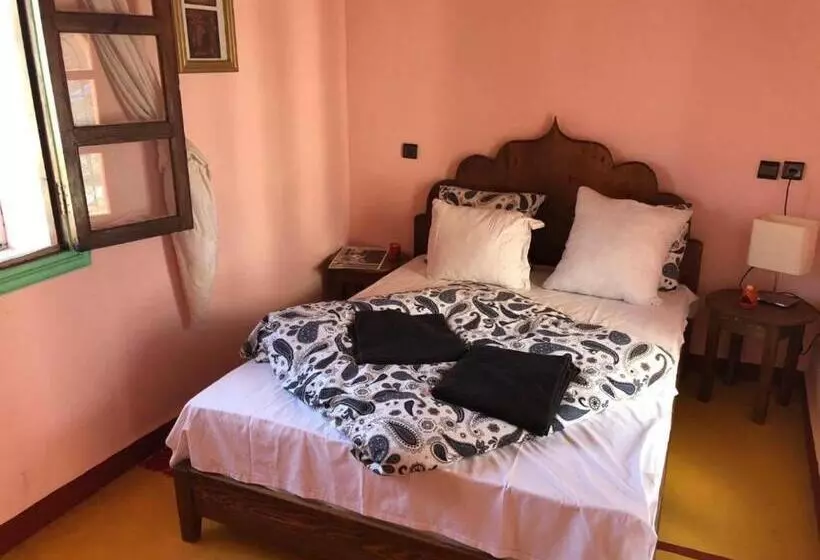 Majatalo Room In Guest Room   Room In Villa Lair De La Mer