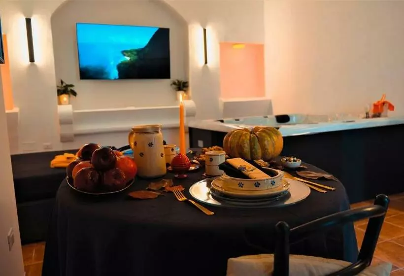 استراحتگاه Alchimia Luxury Suites