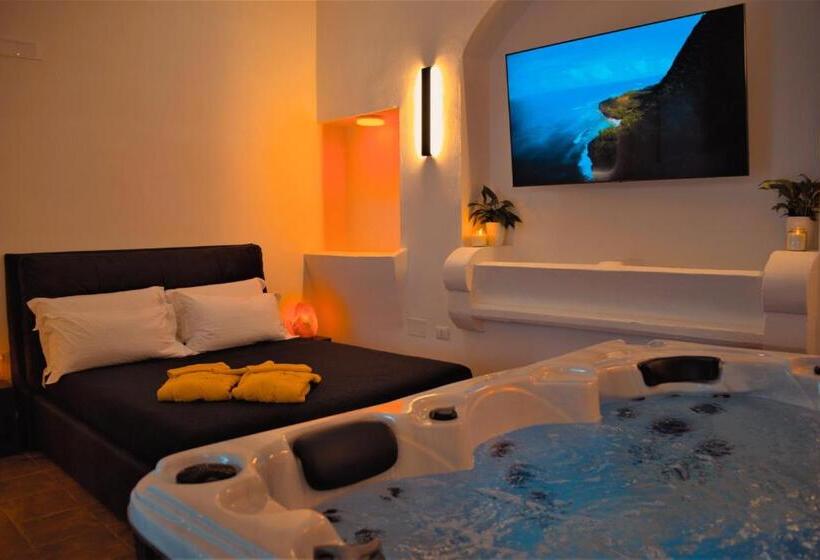 منتجع Alchimia Luxury Suites