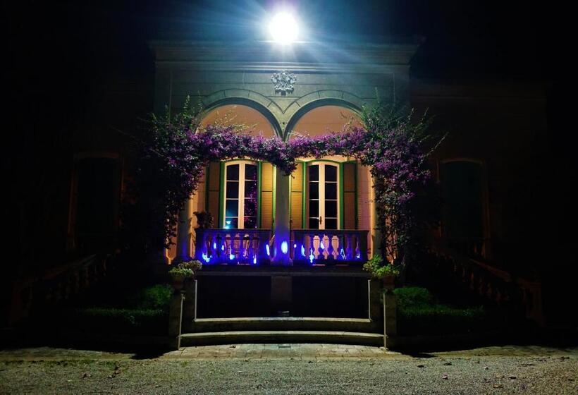 منتجع Alchimia Luxury Suites